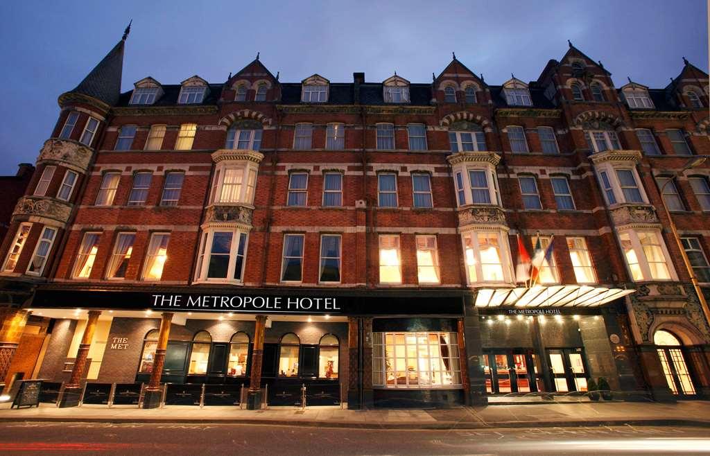 The Metropole Hotel Cork Exterior photo