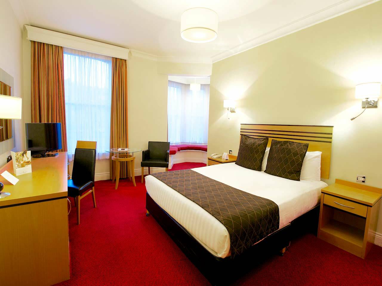 The Metropole Hotel Cork Exterior photo