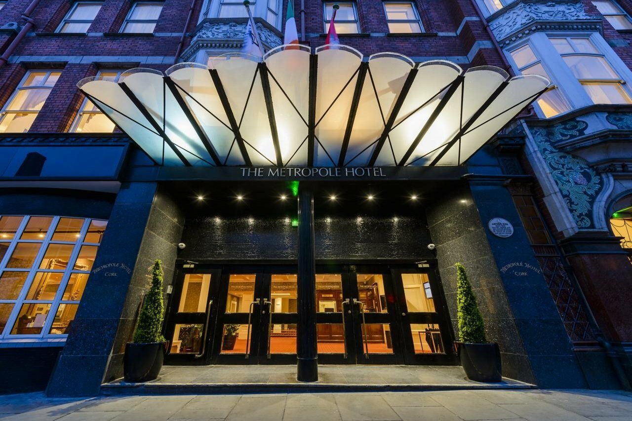 The Metropole Hotel Cork Exterior photo